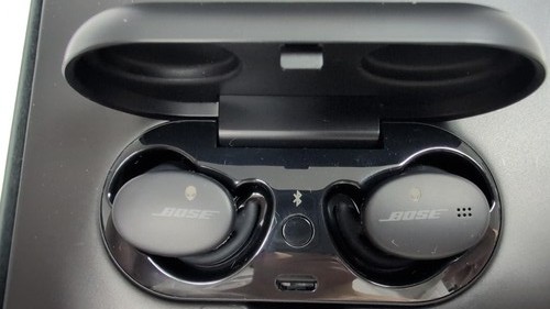 New bose sport earbuds - new,